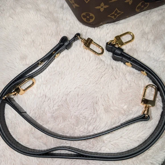 Neo Noe - Monogram - Picture 3 of 10